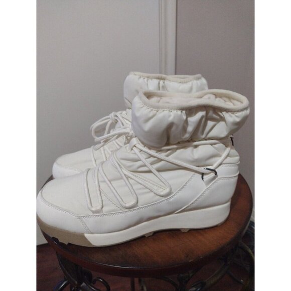 All in Motion Women's Winter Boots Thermolite White EcoMade Size 9 - Picture 1 of 8